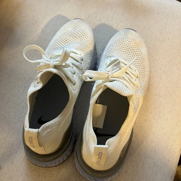 Nike Epic React Flyknit 2 - Picture 10 of 10